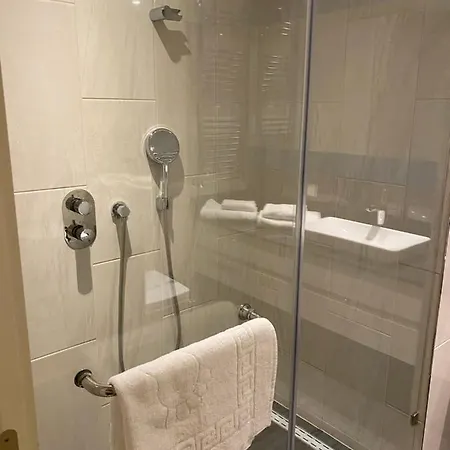Apart Otel Petek Residence The Y Istanbul *
